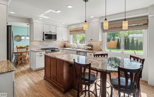 39696 Timberlane Drive, Sterling Heights, MI 48310