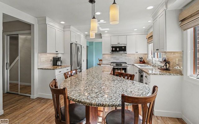 39696 Timberlane Drive, Sterling Heights, MI 48310