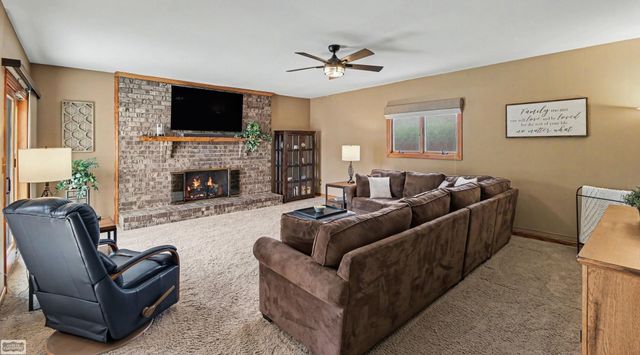 39696 Timberlane Drive, Sterling Heights, MI 48310