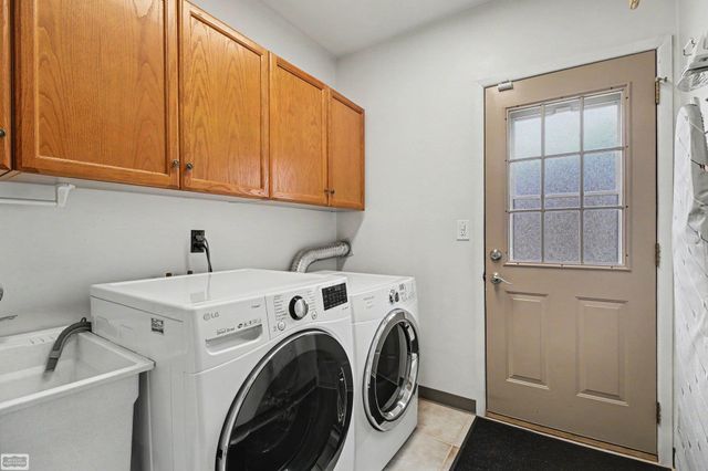 39696 Timberlane Drive, Sterling Heights, MI 48310