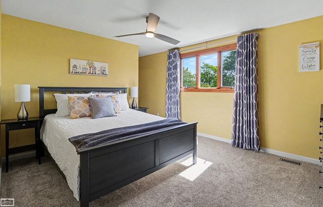 39696 Timberlane Drive, Sterling Heights, MI 48310