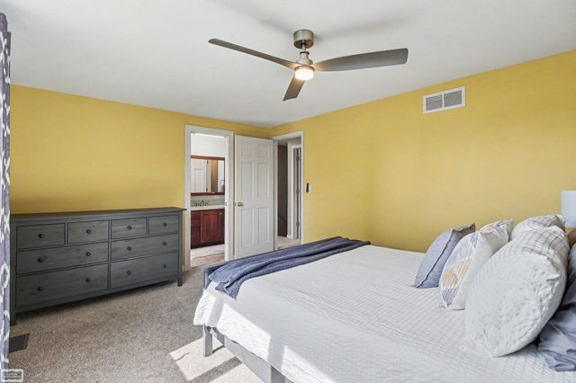 39696 Timberlane Drive, Sterling Heights, MI 48310