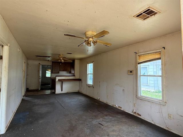 1805 N Kelham Avenue, Oklahoma City, OK 73111
