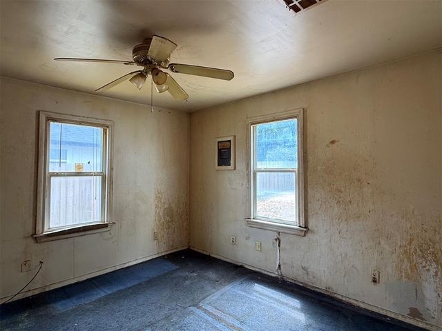 1805 N Kelham Avenue, Oklahoma City, OK 73111