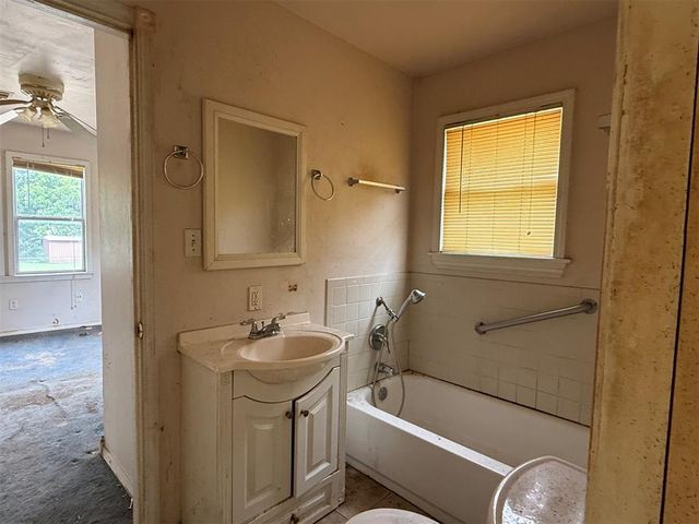 1805 N Kelham Avenue, Oklahoma City, OK 73111