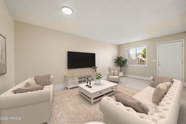 440 E HIDALGO Avenue, Phoenix, AZ 85040