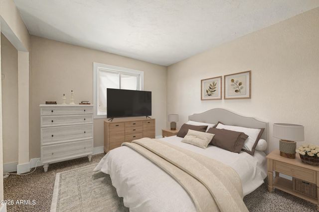 440 E HIDALGO Avenue, Phoenix, AZ 85040