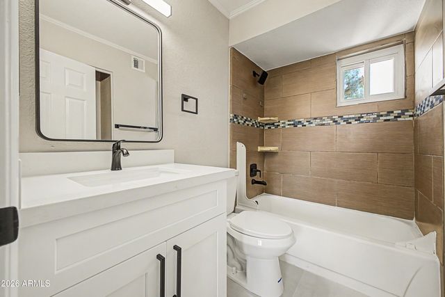 440 E HIDALGO Avenue, Phoenix, AZ 85040