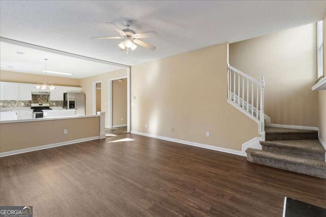 607 Wallnut Hall Trail, Woodstock, GA 30189