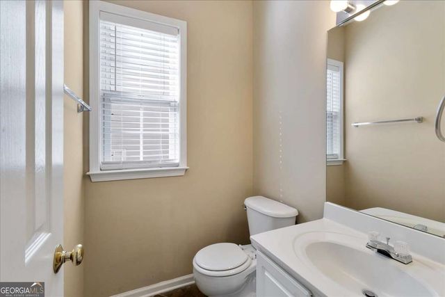 607 Wallnut Hall Trail, Woodstock, GA 30189