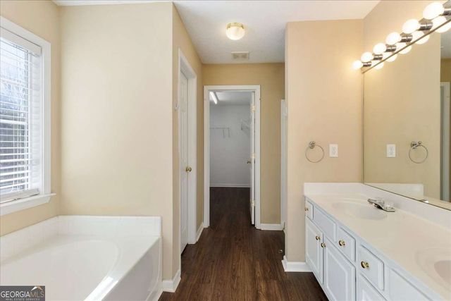 607 Wallnut Hall Trail, Woodstock, GA 30189