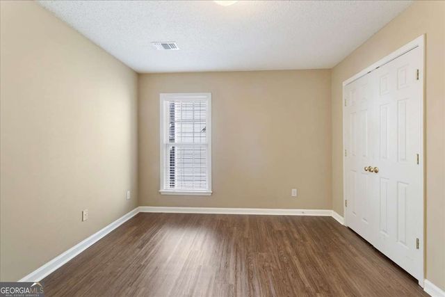 607 Wallnut Hall Trail, Woodstock, GA 30189