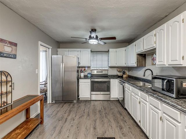 1725 E Washington Avenue, Piedmont, OK 73078