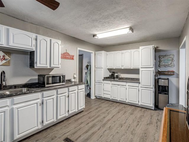 1725 E Washington Avenue, Piedmont, OK 73078