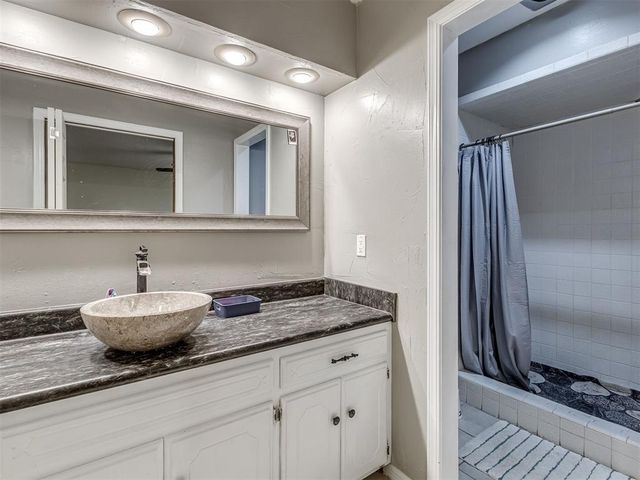 1725 E Washington Avenue, Piedmont, OK 73078