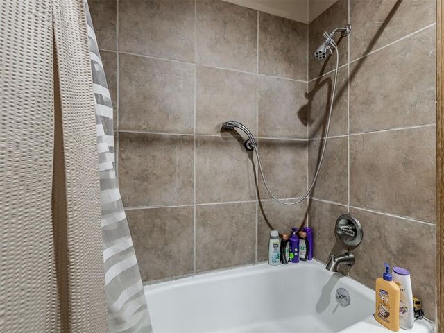 1725 E Washington Avenue, Piedmont, OK 73078