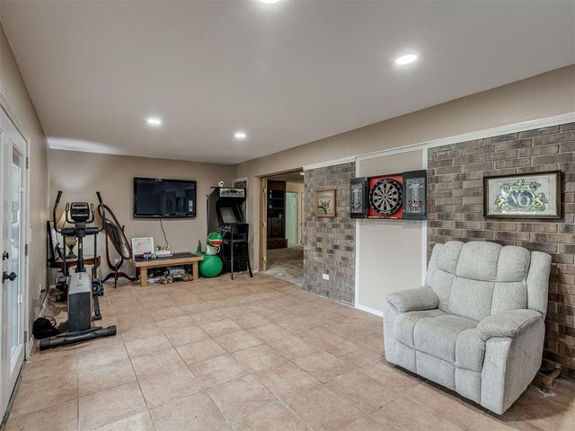 1725 E Washington Avenue, Piedmont, OK 73078