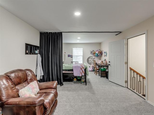 1725 E Washington Avenue, Piedmont, OK 73078
