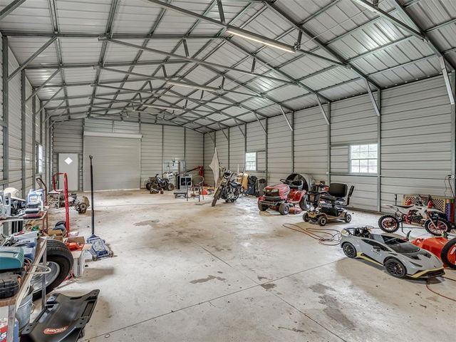 1725 E Washington Avenue, Piedmont, OK 73078
