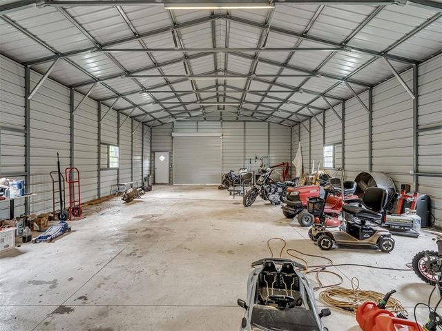 1725 E Washington Avenue, Piedmont, OK 73078