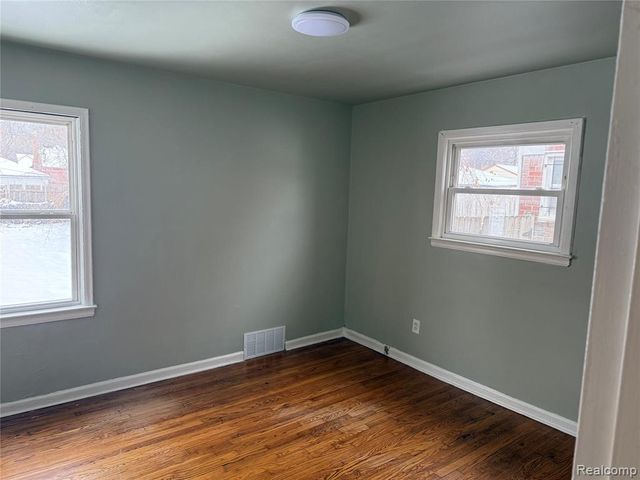 13913 Chatham Street, Detroit, MI 48223