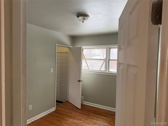 13913 Chatham Street, Detroit, MI 48223