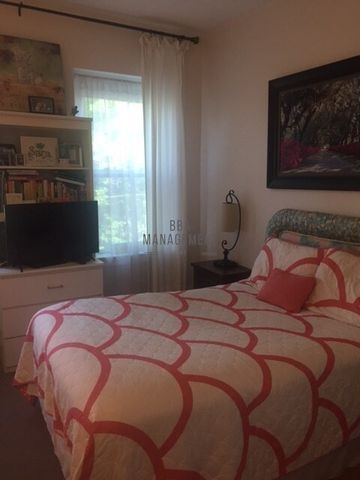 25 Chester Street 5, Boston, MA 02134