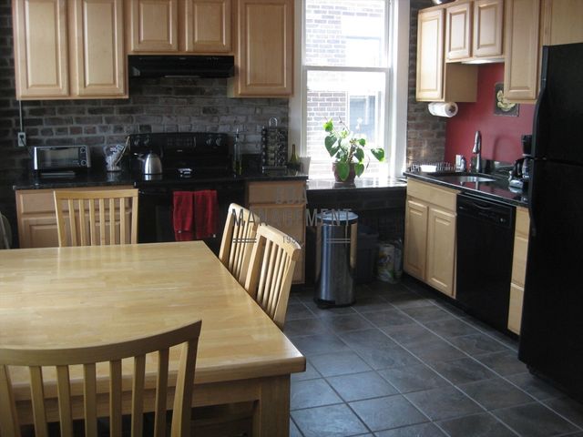 25 Chester Street 5, Boston, MA 02134