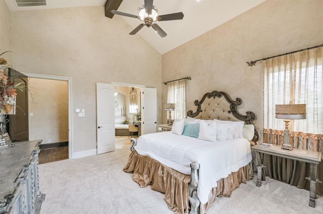 111 Oak Estates Drive, Conroe, TX 77384