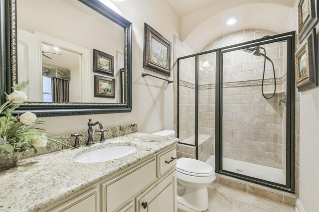 111 Oak Estates Drive, Conroe, TX 77384