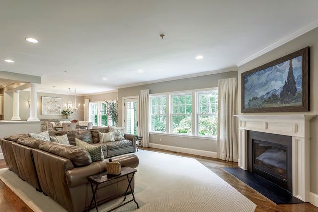 6 Partridgeberry Pl, Ipswich, MA 01938