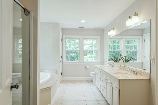 6 Partridgeberry Pl, Ipswich, MA 01938