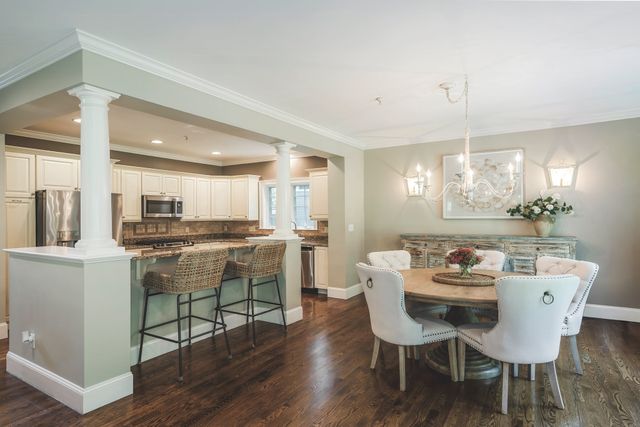 6 Partridgeberry Pl, Ipswich, MA 01938