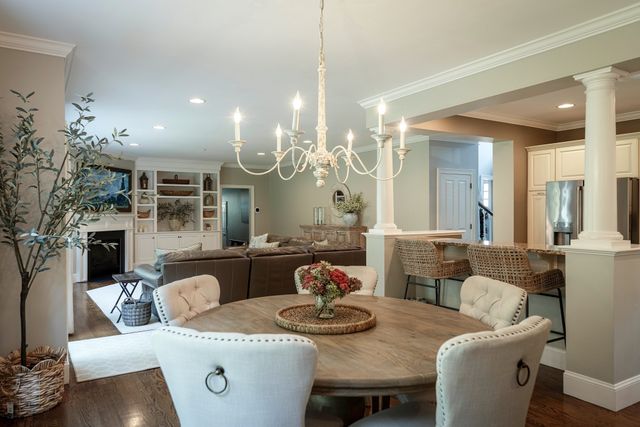 6 Partridgeberry Pl, Ipswich, MA 01938