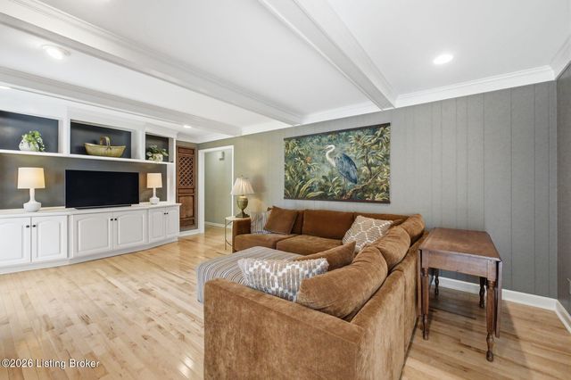 3410 Broeck Pointe Cir, Louisville, KY 40241