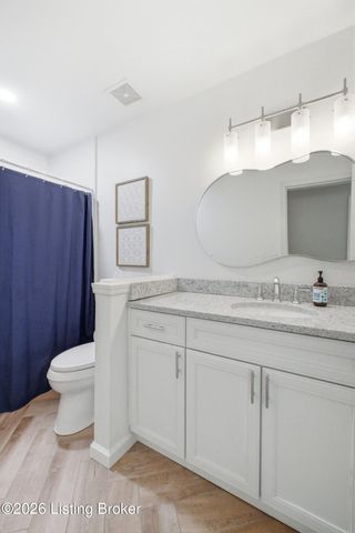 3410 Broeck Pointe Cir, Louisville, KY 40241