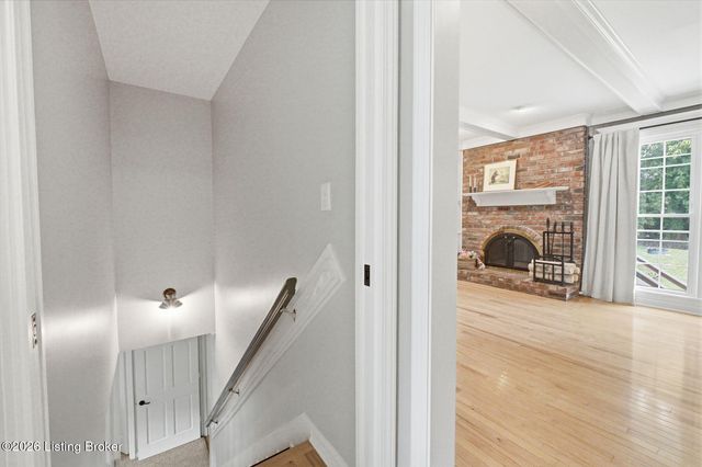 3410 Broeck Pointe Cir, Louisville, KY 40241