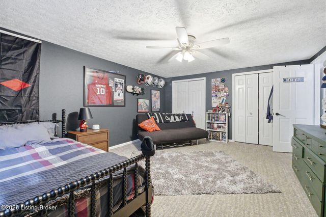 3410 Broeck Pointe Cir, Louisville, KY 40241