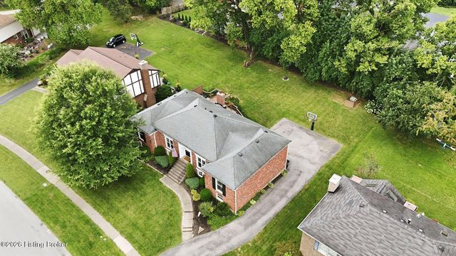 3410 Broeck Pointe Cir, Louisville, KY 40241