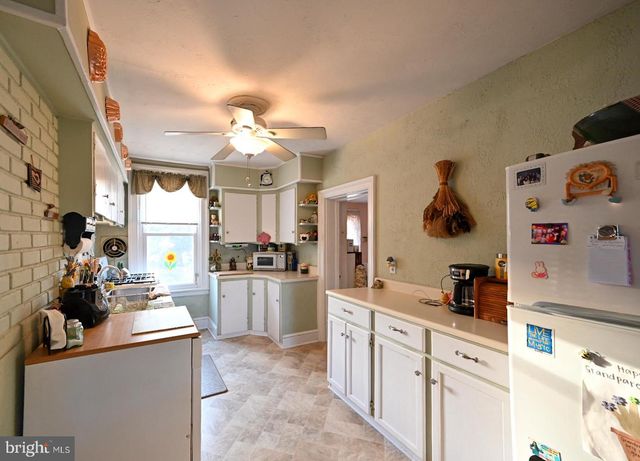 25 CEDAR BROOK RD, Sicklerville, NJ 08081