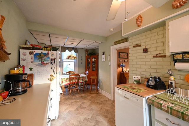 25 CEDAR BROOK RD, Sicklerville, NJ 08081