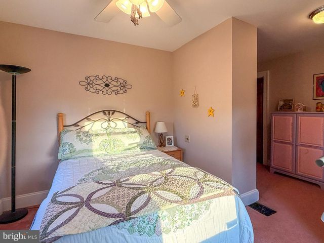 25 CEDAR BROOK RD, Sicklerville, NJ 08081