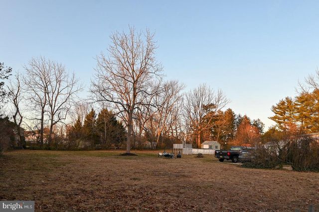 25 CEDAR BROOK RD, Sicklerville, NJ 08081