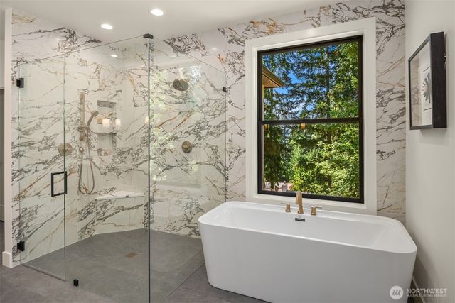 2009 102nd Place SE, Bellevue, WA 98004