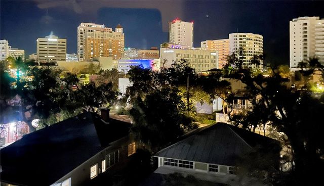 235 COCOANUT AVENUE 117C, Sarasota, FL 34236