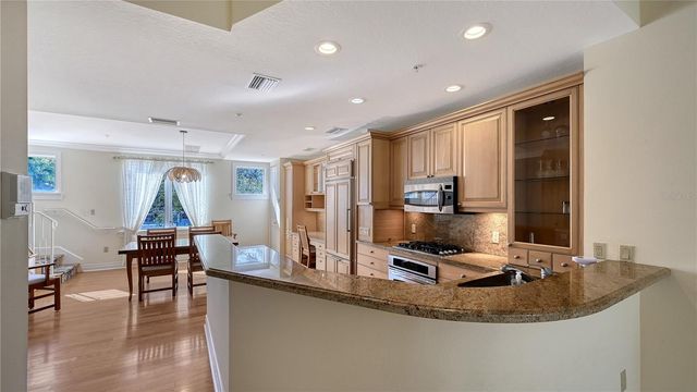 235 COCOANUT AVENUE 117C, Sarasota, FL 34236