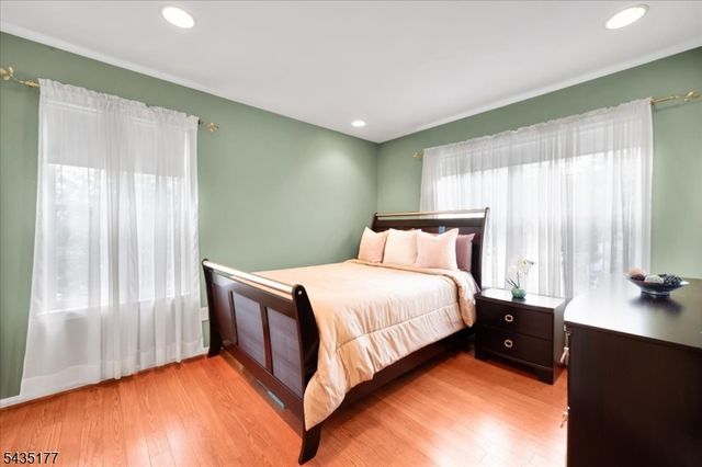 279 Janine Way, Bridgewater Twp., NJ 08807