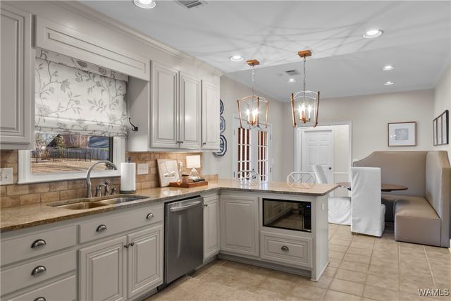 1402 Lexington, Tuscaloosa, AL 35406