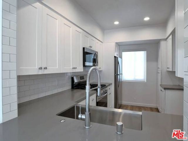 1900 SILVER 201, Los Angeles, CA 90039