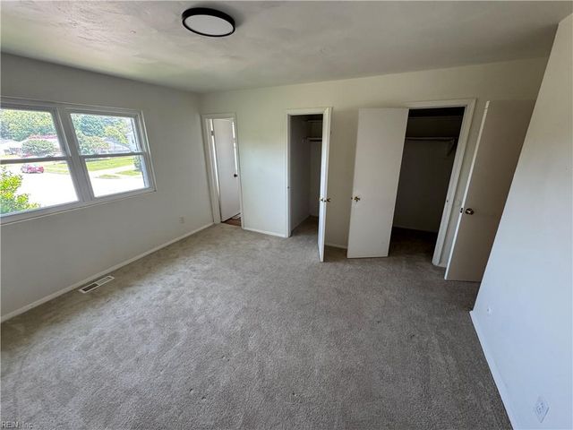 811 Cathedral DR, Virginia Beach, VA 23455